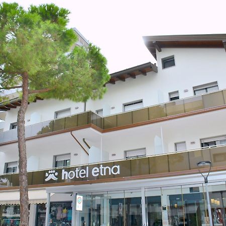 Hotel Etna Lignano Sabbiadoro Exteriör bild